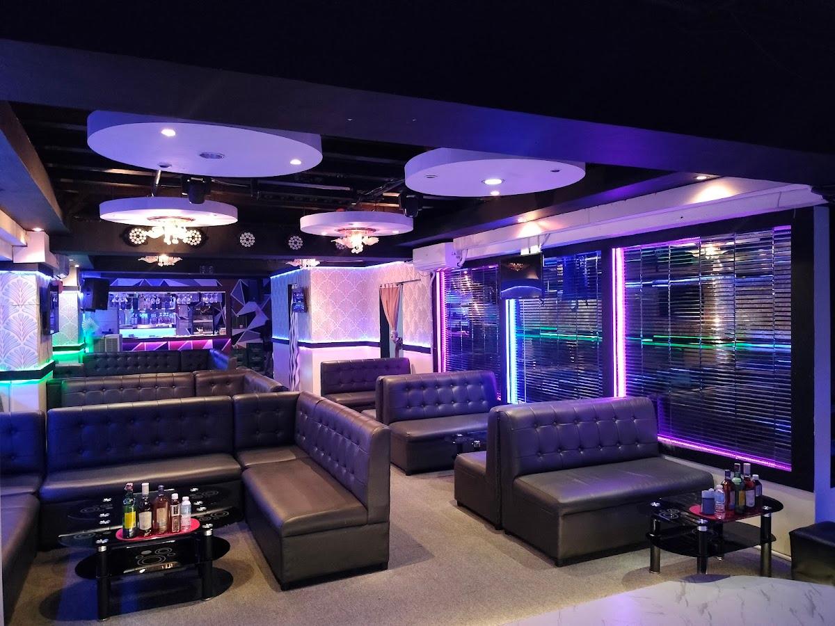 Millennium 88 Music Lounge